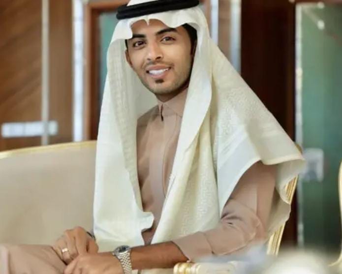 اليوتيوبر السعودي أحمد البارقي يقدم هدية ثمينة لوالدي ريان