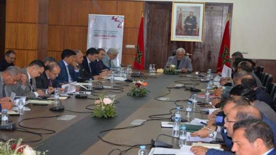 عامل عمالة مكناس يترأس اجتماع اللجنة الإقليمية للتنمية البشرية