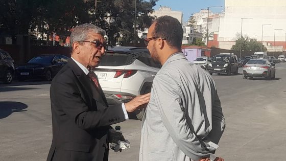 القنيطرة.. باشا المعمورة يقود عملية ميدانية لتنظيم وتصفيف المحلات التجارية وتأهيل شارع الإمام علي بحضور مدير شركة التنمية المحلية فريد تنداوي