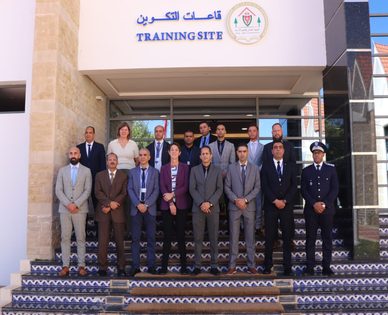 المعهد العالي للعلوم الأمنية بإفران يحتضن دورة تدريبية لتعزيز قدرات الأمن الوطني في كشف الوثائق المزور